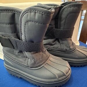 Grey Winter Snow Boots